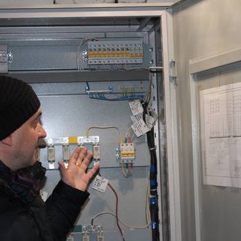 В сотнях домов Красноярского края благодаря программе капремонта появилась новая система электроснабжения